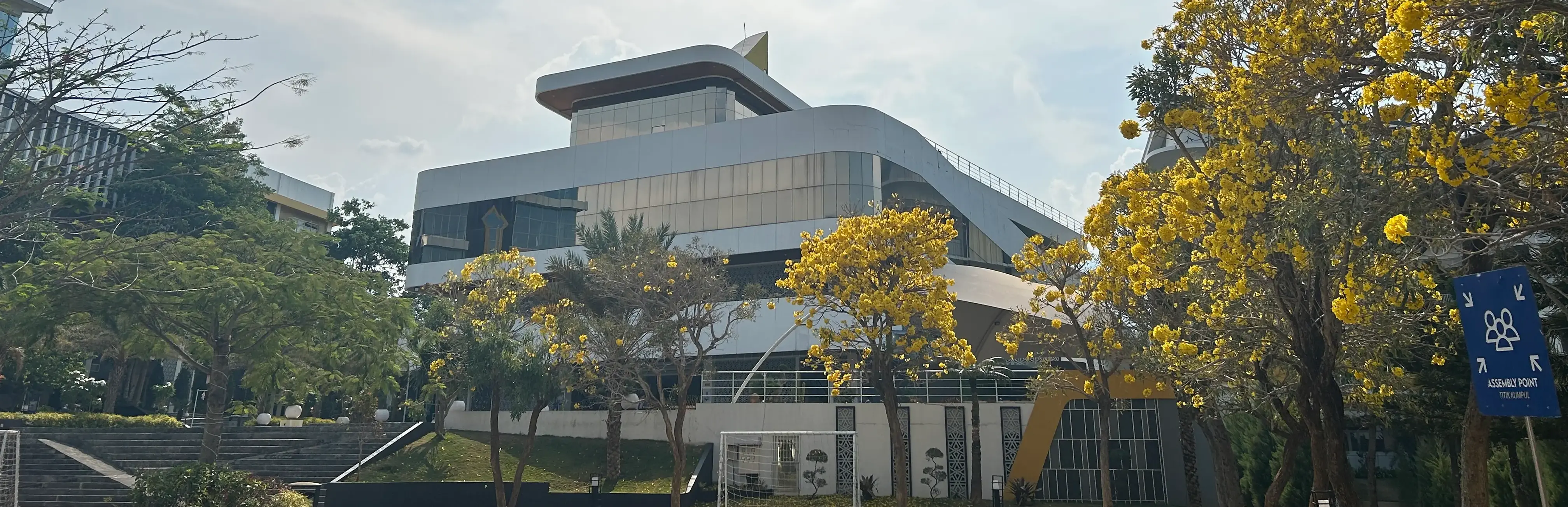 Center for Foreign Language Academy
